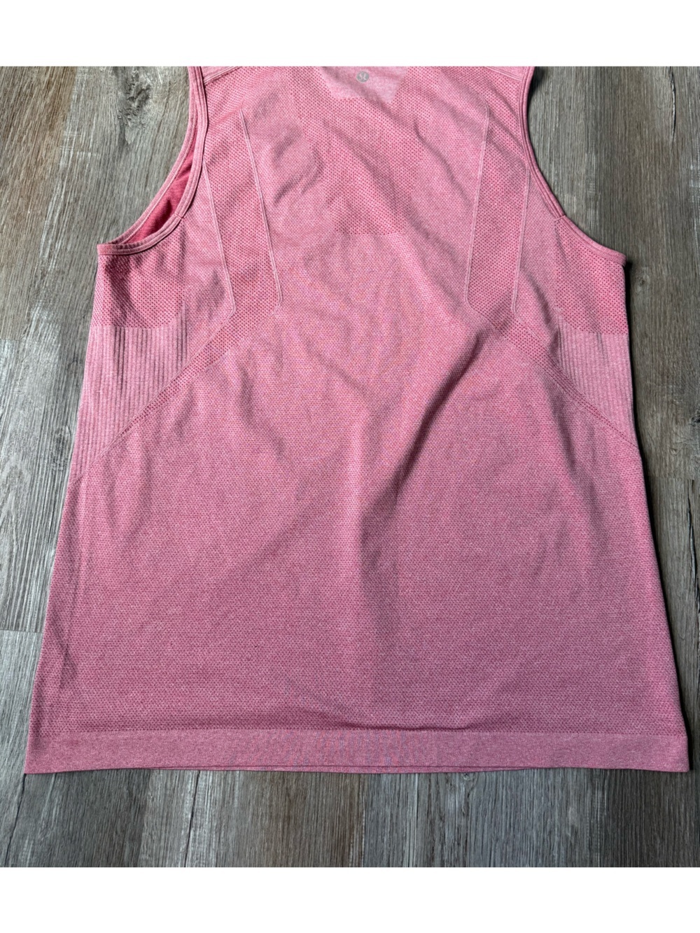 Lululemon Workout Tank Top Running Tank Breathable Vented Red Pink Size L - Picture 6 of 8